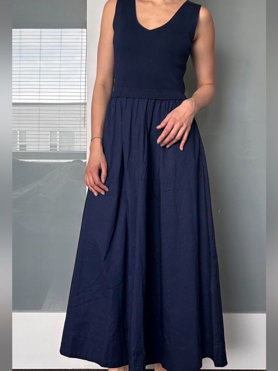 Taylor Dresses & Skirts - Taylor Navy Sleeveless V-Neck Maxi Dress S